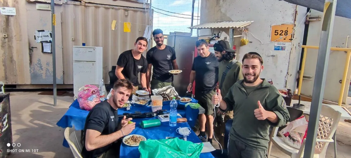 Daniella Greenspan's meal program: homemade meals prepared for soldiers.