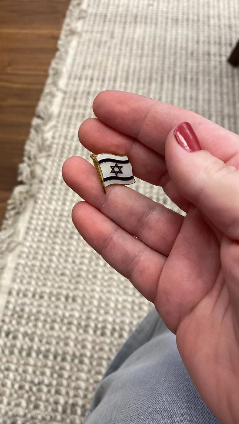 Tzion Mark, representing her grandparents, met with Israel's Prime Minister Benyamin Netanyahu.