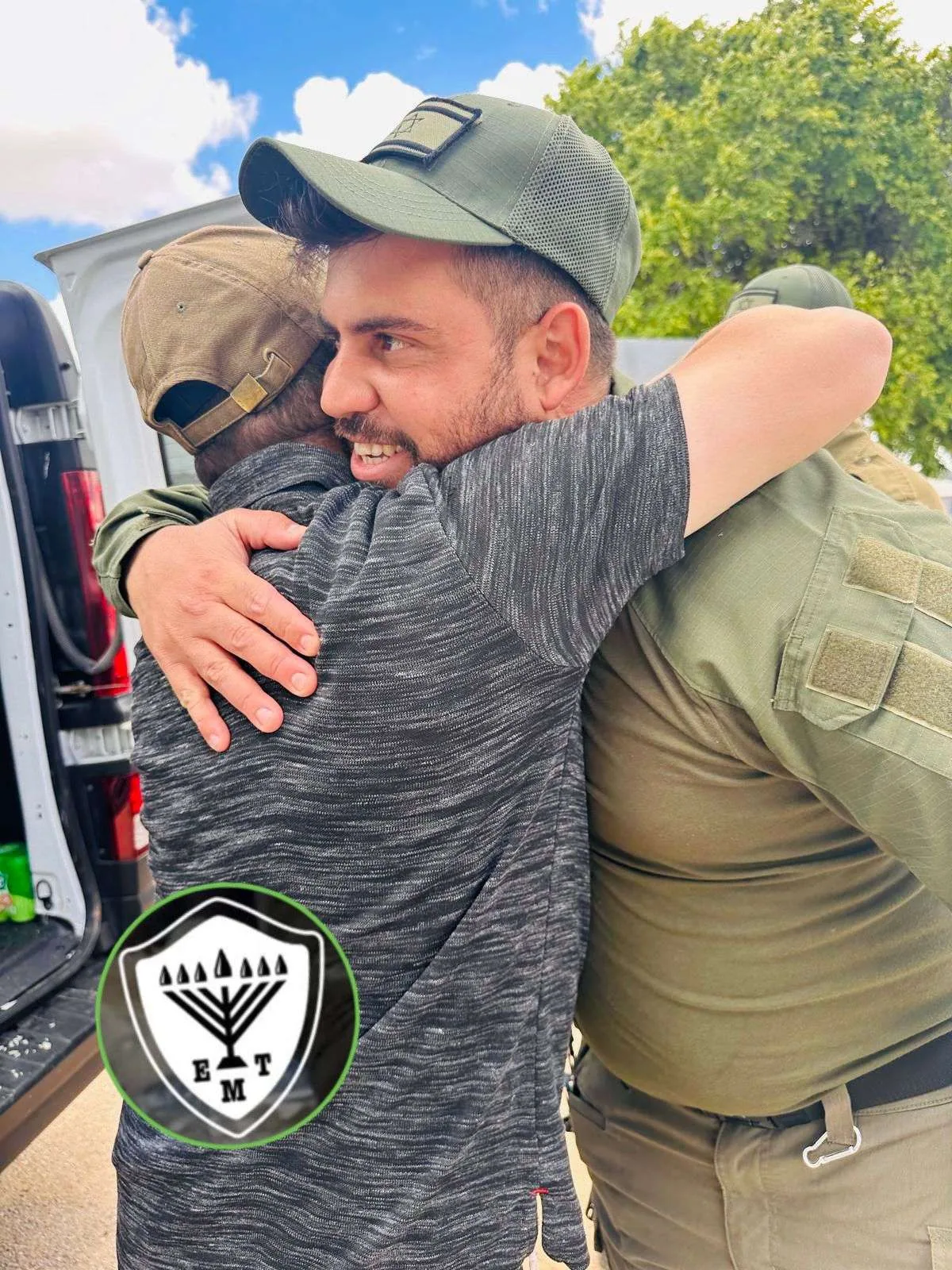 Volunteers and soldiers together at a Heart and Soul morale event.